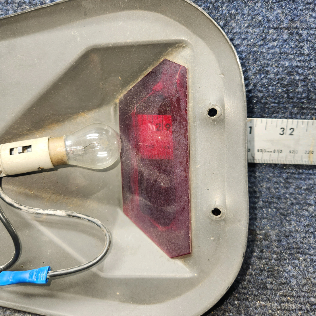 Used aircraft parts for sale, 0710103-7 Cessna 172 Overhead Corer Light With Switch