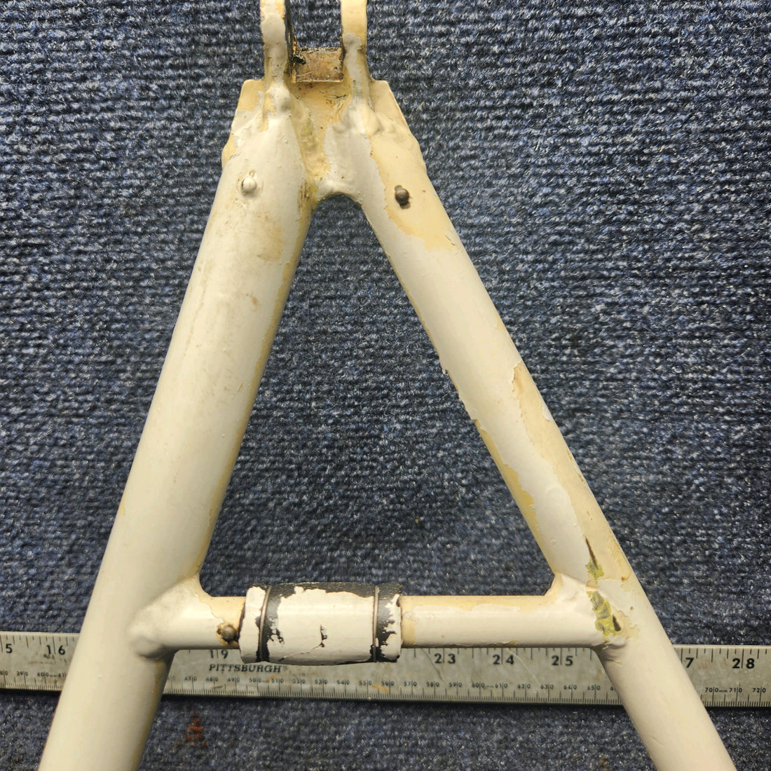 Used aircraft parts for sale, 95-824019-3 Beechcraft F33A NOSE GEAR UPPER V BRACE ASSY
