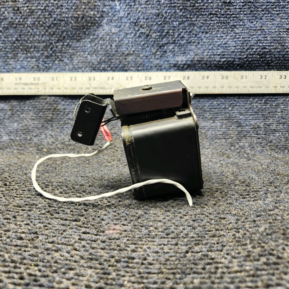 Used aircraft parts for sale, PAI-700 Precision Aviation, Inc PAI-700 Piper PA28-161 Vertical Card Compass Indicator (Lighted) out of a 12V sys