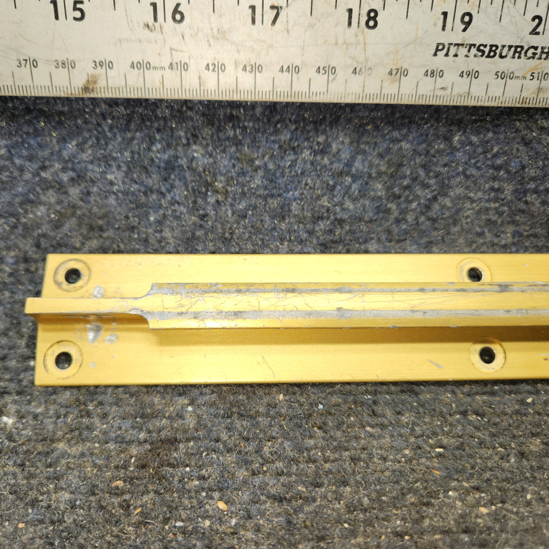 Used aircraft parts for sale, MC0411545-1 cessna 150G Outboard Seat Track