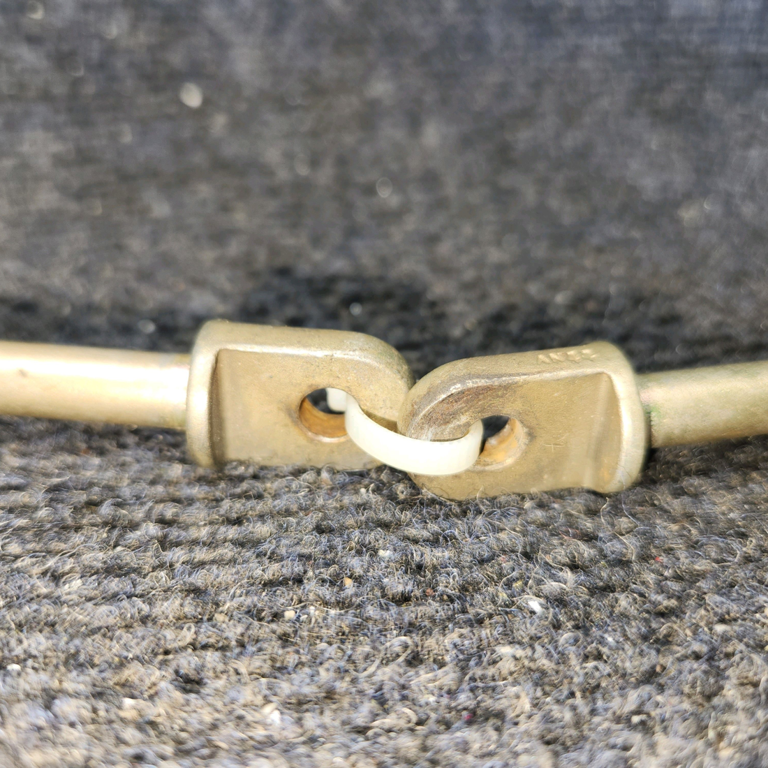 Used aircraft parts for sale, 402-057 Piper PA32RT-300 Cabin Door Attach Bolts – Upper and Lower, Set of 2