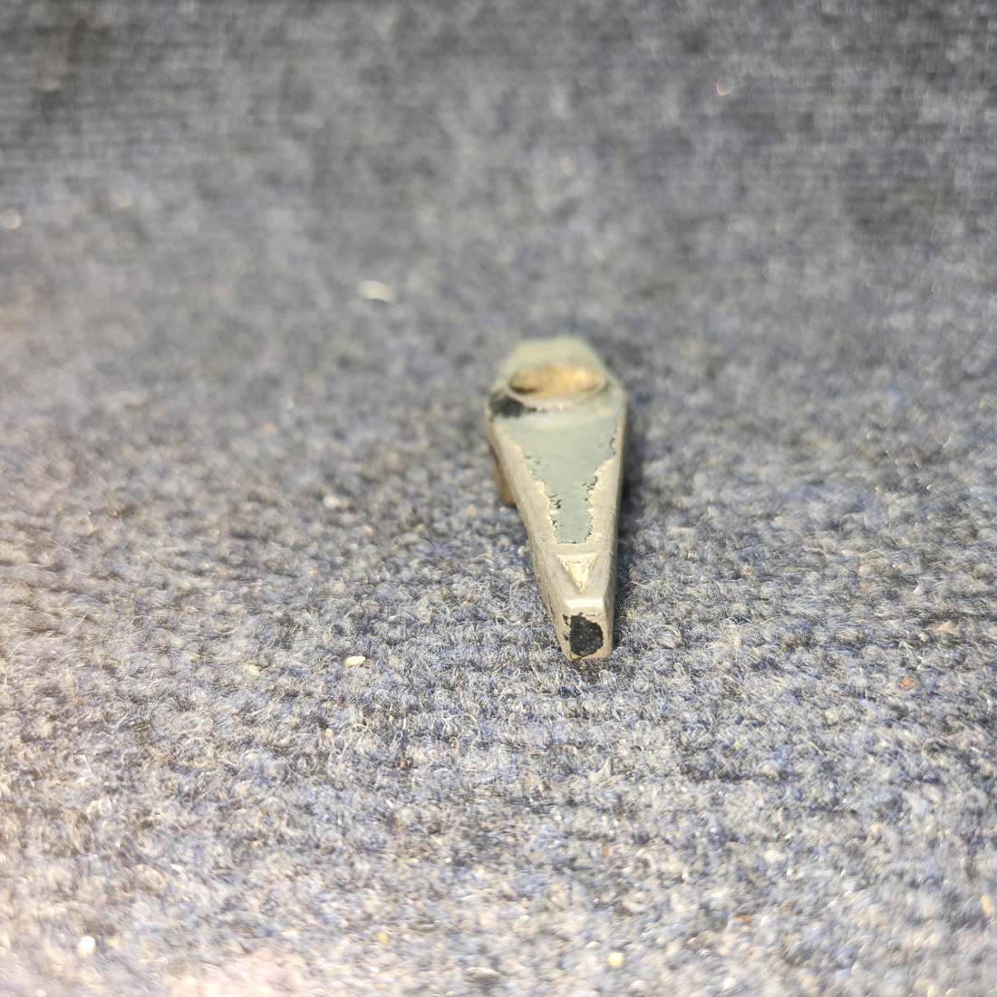 Used aircraft parts for sale, 0411803-3 Cessna C-150J Fuel Shut-Off Valve Handle