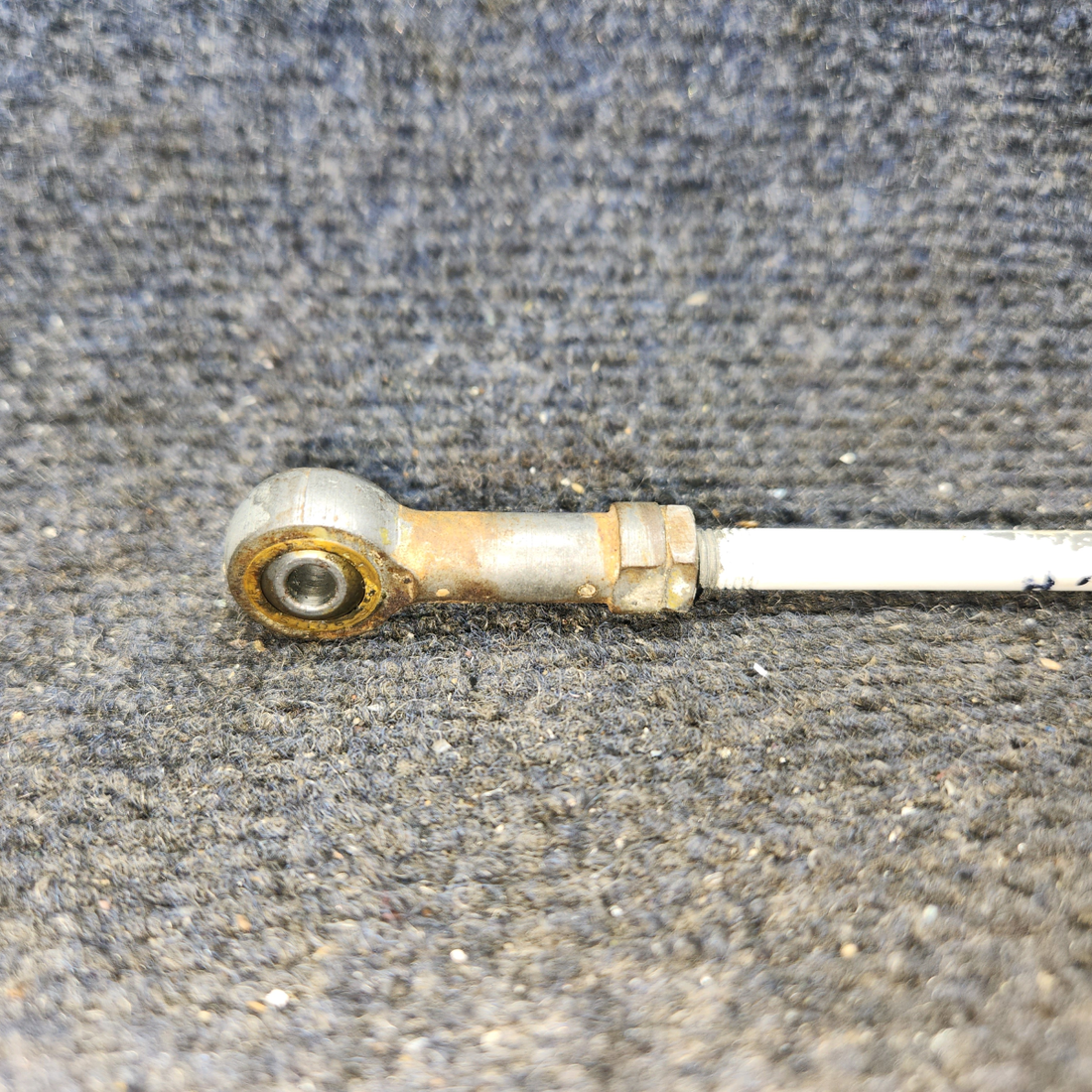 Used aircraft parts for sale, 0523537 cessna 150G Flap Push-Pull Rod Assembly