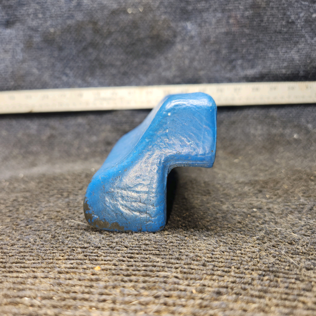 Used aircraft parts for sale, 0717011-28 cessna 172N Armrest Assembly – RH