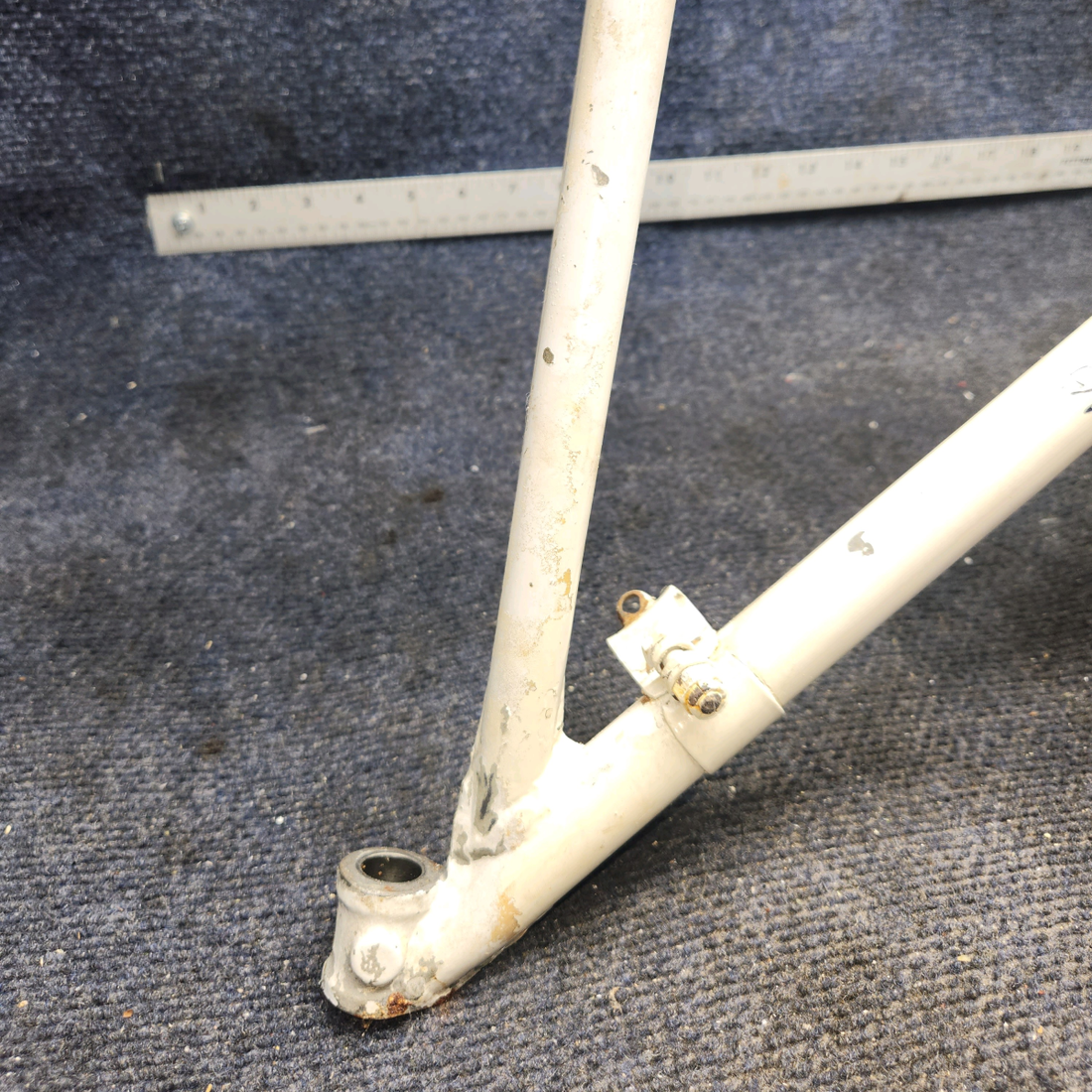 Used aircraft parts for sale, 45-815201-602 Beechcraft F35 Landing Gear Shock Absorber Assy - LH