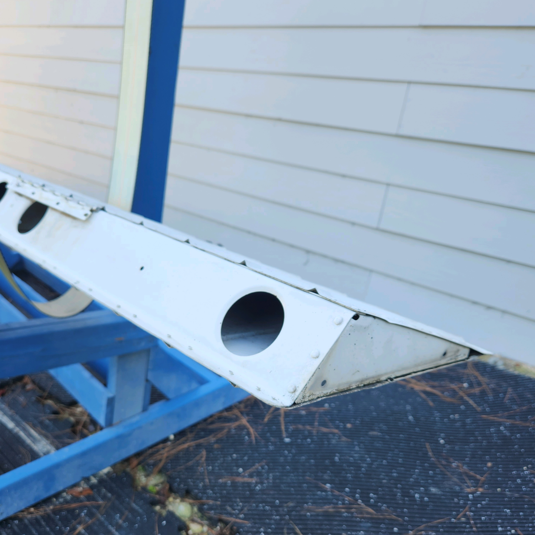 Used aircraft parts for sale, 0523800-1 CESSNA C172RG AILERON ASSEMBLY RH