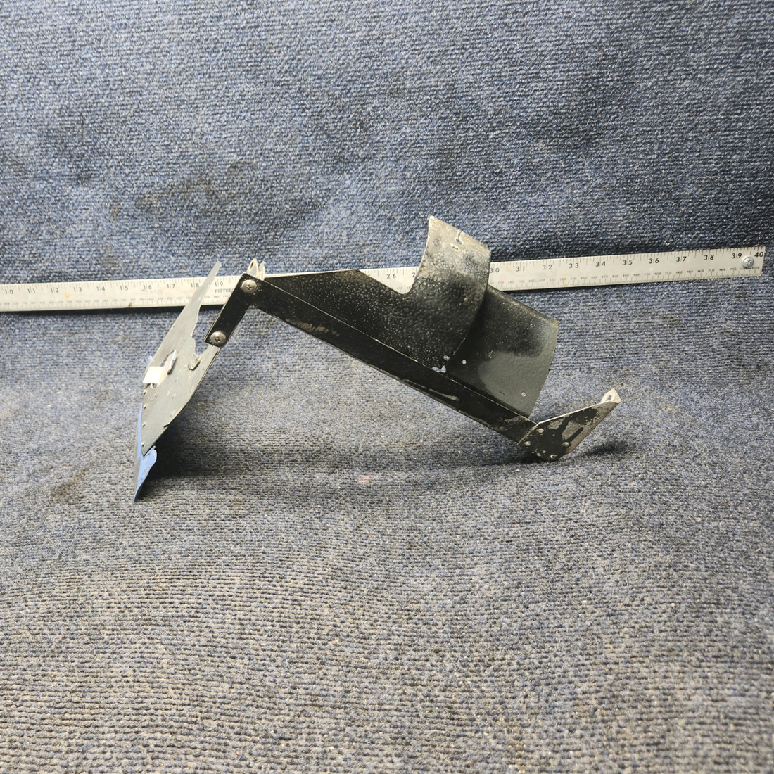 Used aircraft parts for sale, 2455044-1 Cessna 172RG FRONT LEFT BAFFLE ASSY