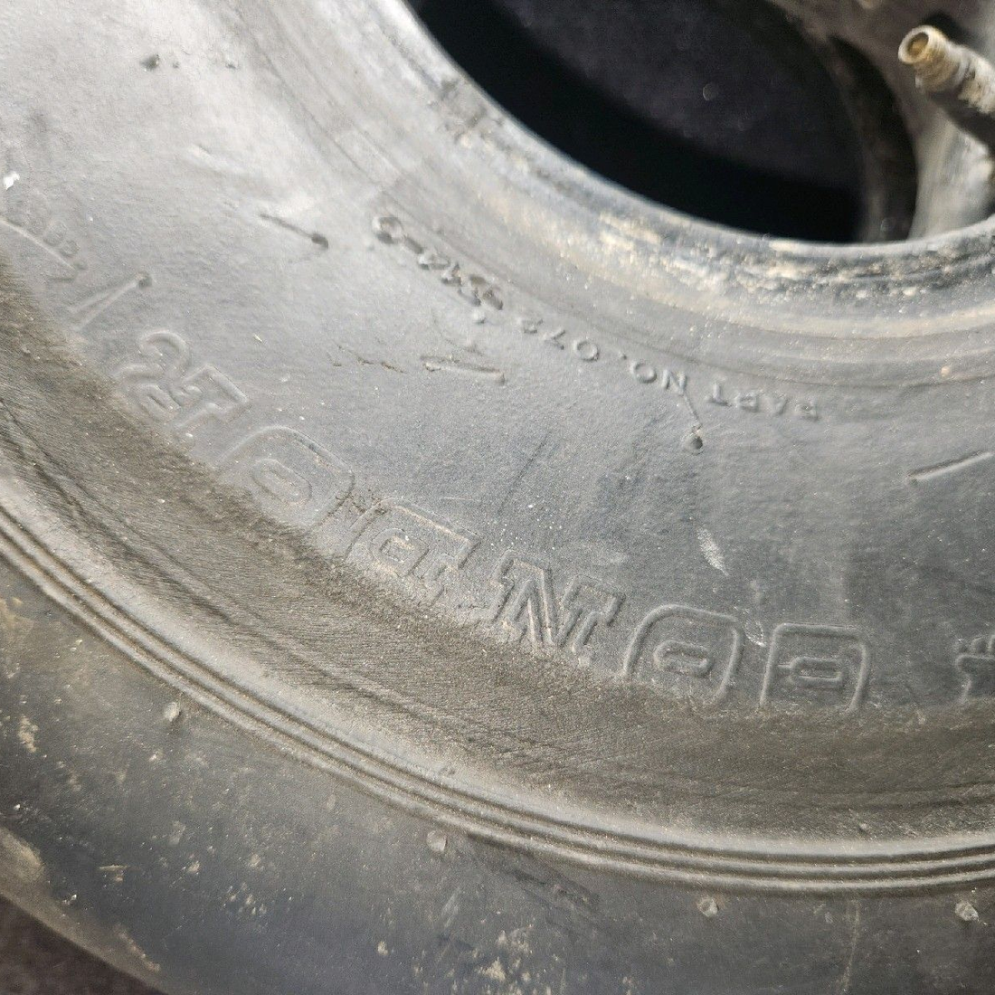 Used aircraft parts for sale, 072-314-0 Michelin Condor piper PA-28-181 6.00-6 6-Ply Retread Aircraft Tire w/ Tube