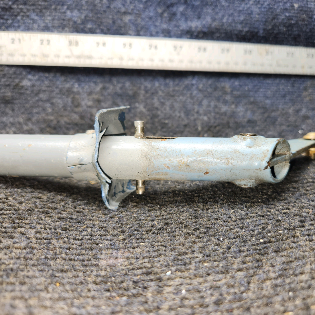 Used aircraft parts for sale, 62731-000 Piper PA-28-140 Flap Lever Tube Assembly