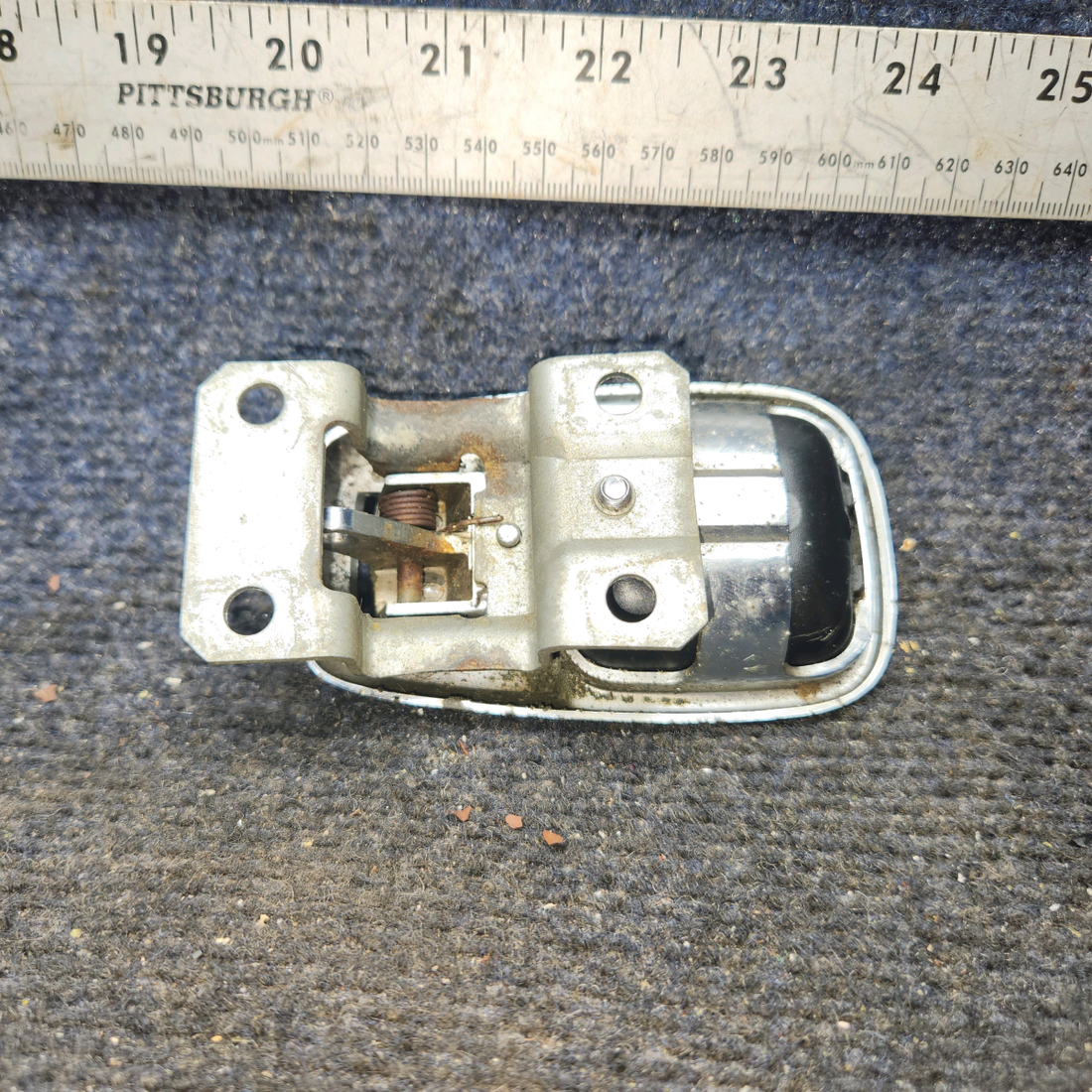 Used aircraft parts for sale, 459-441 Piper Pa-28 Cabin Door Handle Escutheon Assembly