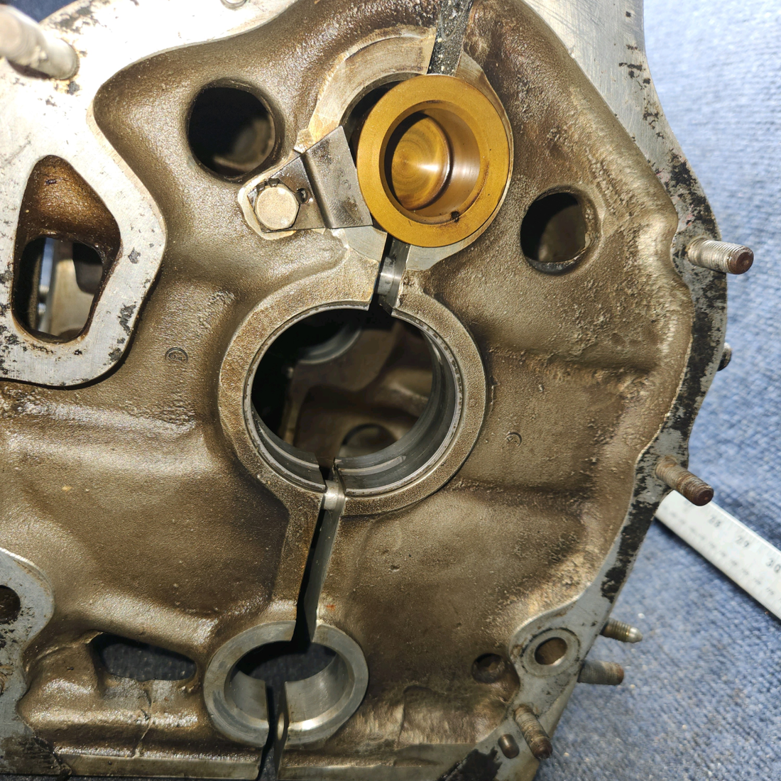 Used aircraft parts for sale, 530836 Continental O-300-D Cessna 172F Crankcase