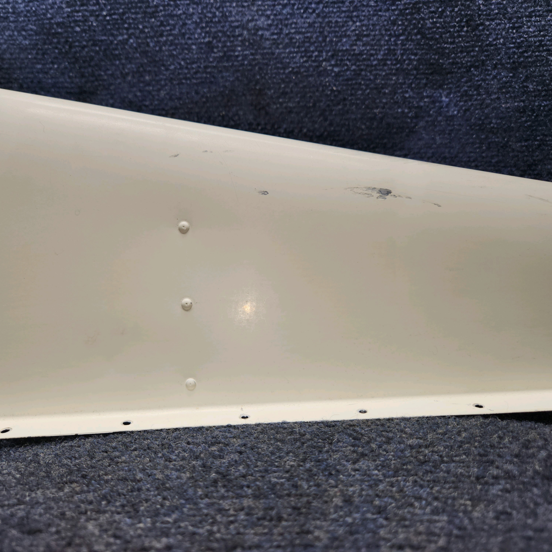 Used aircraft parts for sale, 0531006-76 , 0531012-1 CESSNA 172K DORSAL FIN