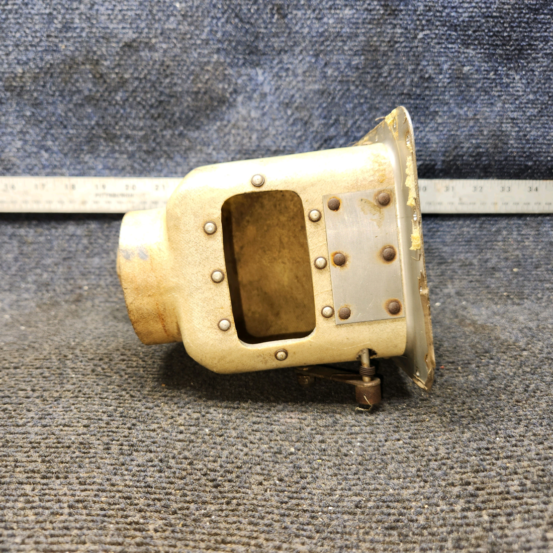 Used aircraft parts for sale, 0553001-1 Cessna 172E Heater Valve Assy