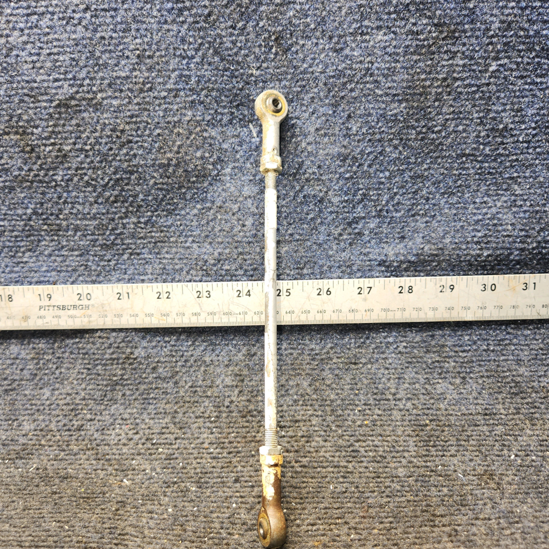Used aircraft parts for sale, 0523218-2 Cessna 172F Aileron Push Pull Rod Assembly
