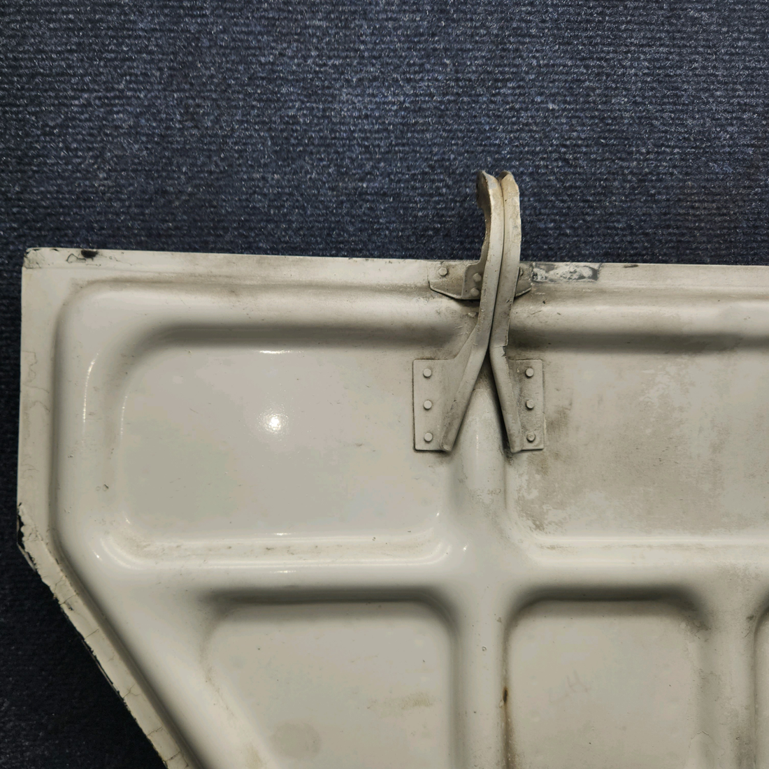 Used aircraft parts for sale, 35-815055-68 BEECHCRAFT 95-55B Outboard Main Landing Gear Door Assembly - LH