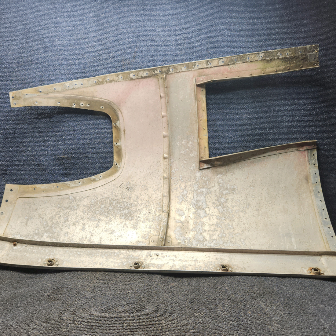 Used aircraft parts for sale, 2452006-26 Cessna 172RG Lower Cowl Assy - RH