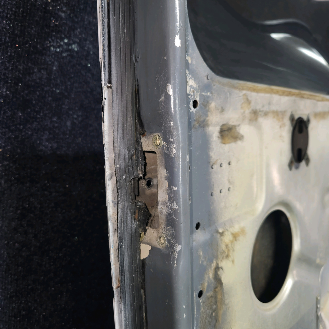 Used aircraft parts for sale, 0511460-1 Cessna 172E Cabin Door Assembly with Bubble Window - LH