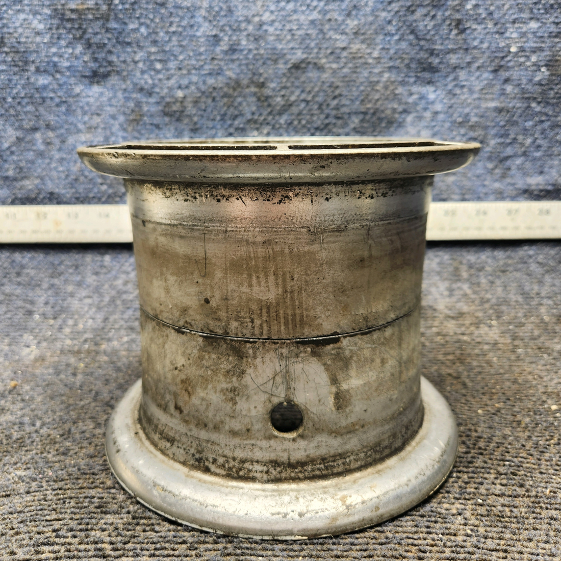 Used aircraft parts for sale, 27-100D Beechcraft 35-33 6.00-6 Main Wheel Assembly Type III
