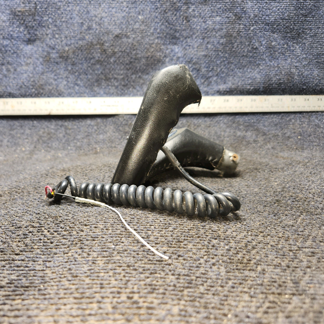 Used aircraft parts for sale, 0713747-200 Cessna 182G Wheel and Adapter Assembly Control