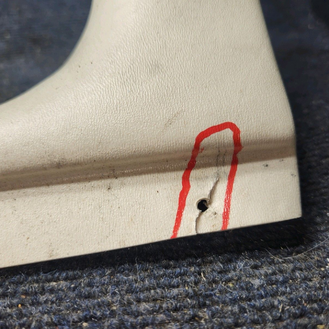 Used aircraft parts for sale, 79542-004 piper PA-28-181 Upper Cabin Door Cover