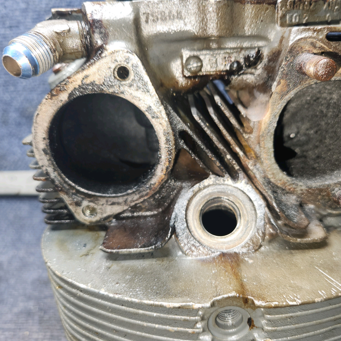 Used aircraft parts for sale, LW-12416 Lycoming O-320-D2A Piper PA28-140 Cylinder Wide Deck Chrome with High-Compression Piston