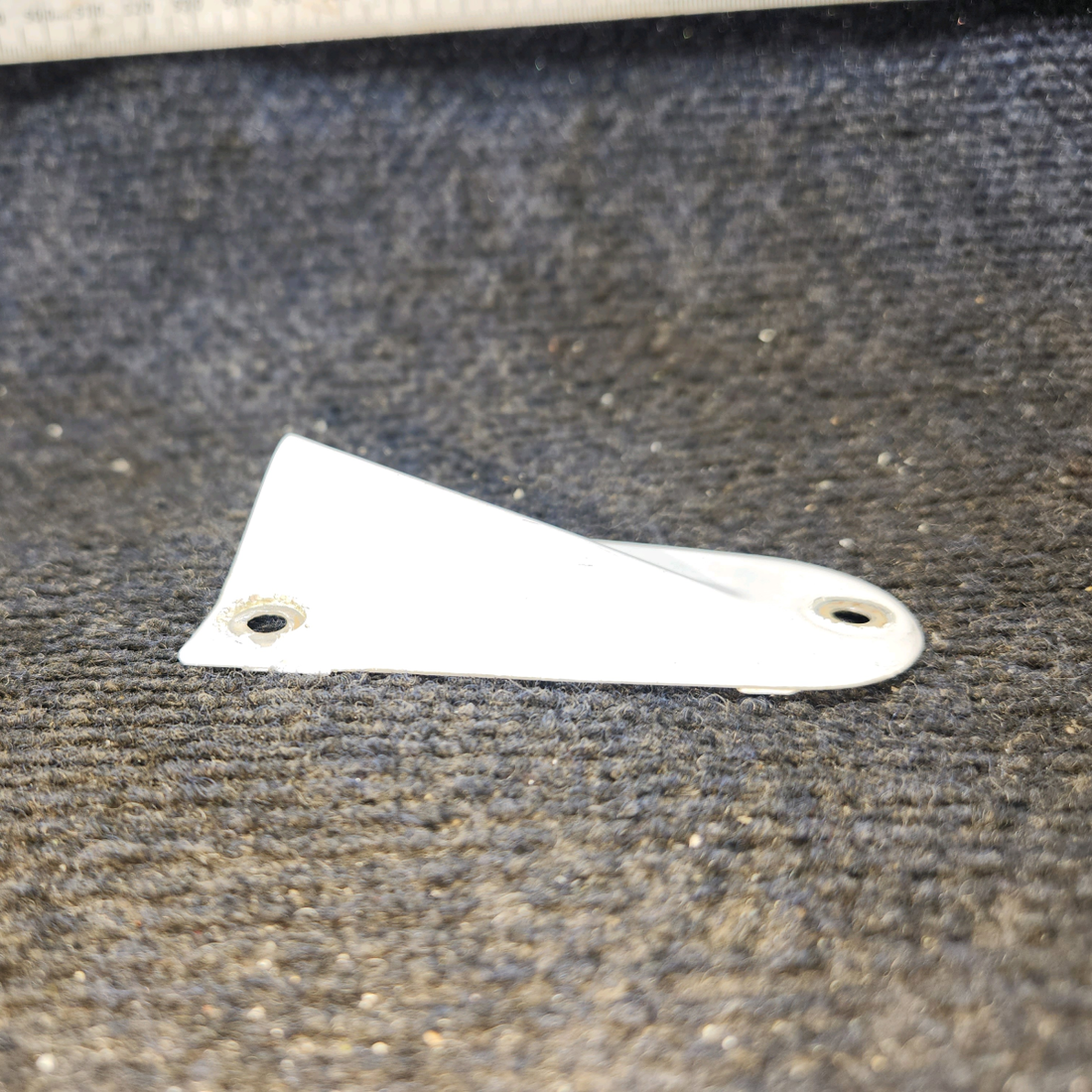 Used aircraft parts for sale, 0731605-1 Cessna 182G Dorsal Fin Fairing (White)