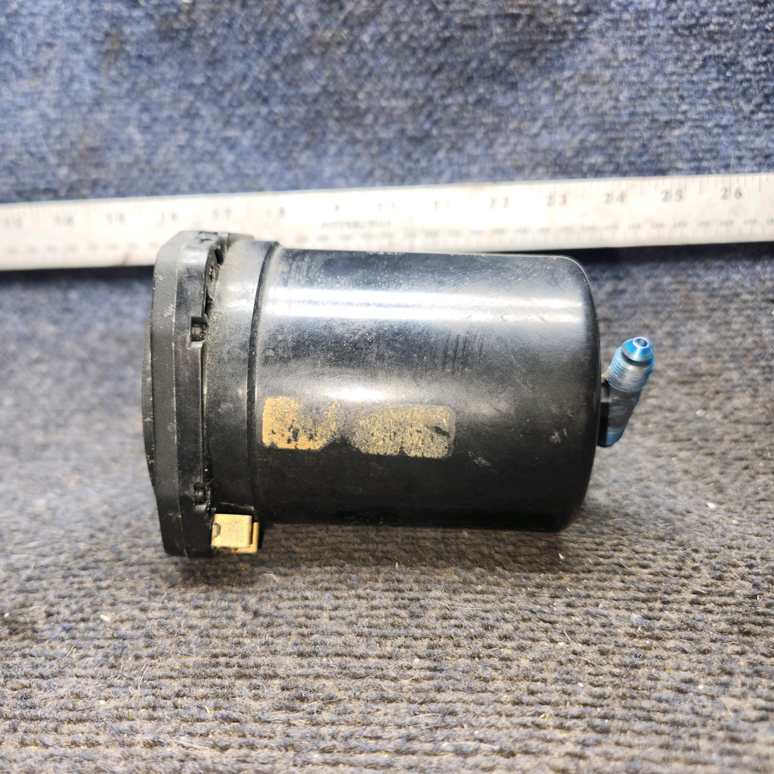 Used aircraft parts for sale, 7000 United Instruments piper PA-28-181 Vertical Speed Indicator