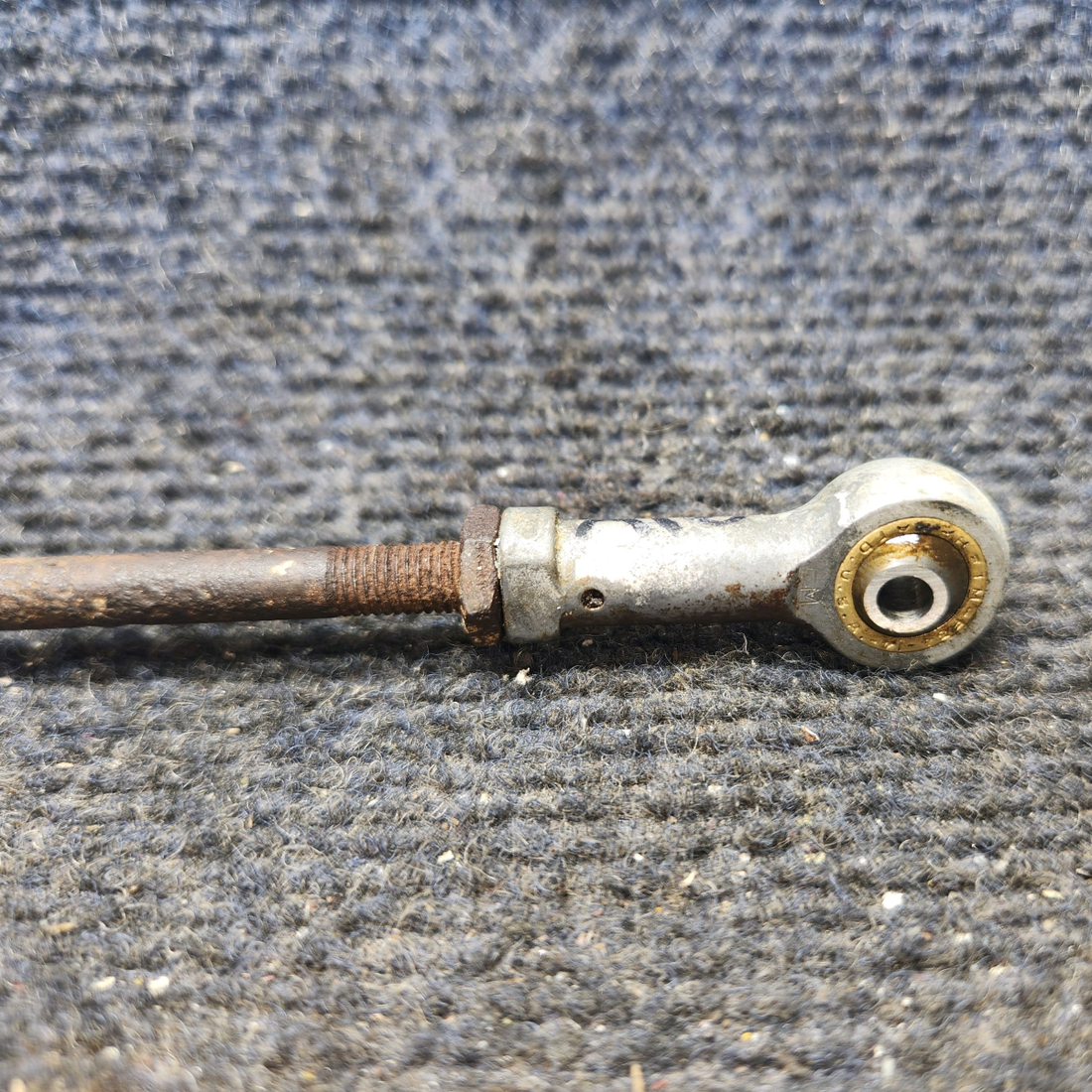 Used aircraft parts for sale, 0523218-2 Cessna 172F Aileron Push Pull Rod Assembly