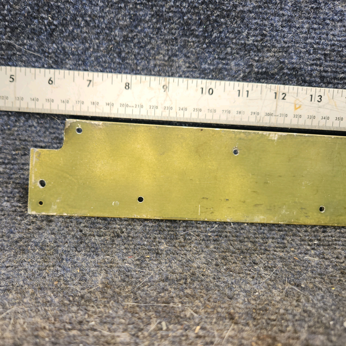Used aircraft parts for sale, MC0511243-6 cessna 172N Seat Rail – Outboard RH