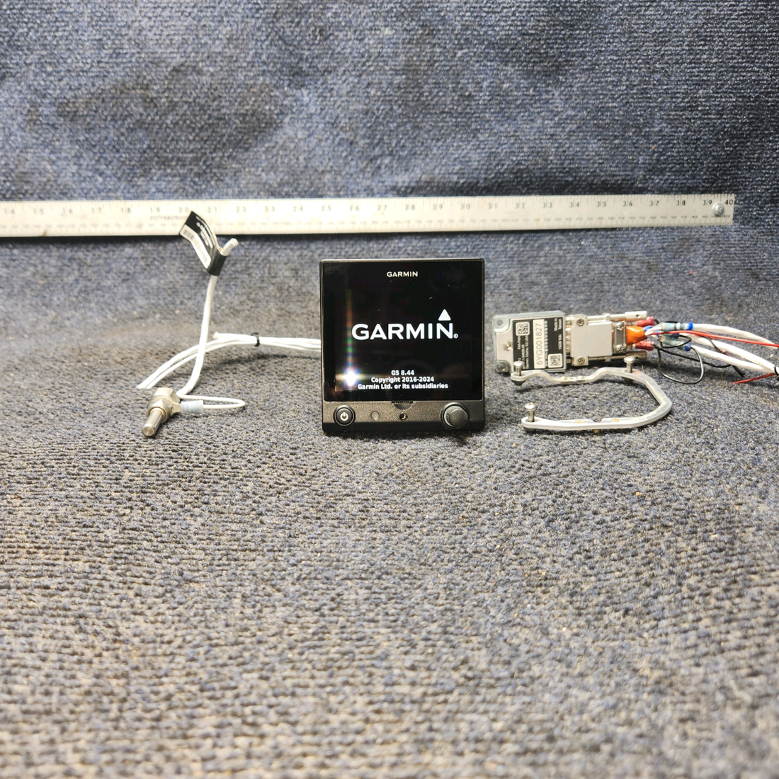 Used aircraft parts for sale, 011-03809-00 Garmin G5 Cessna 172E Primary Attitude Display W/ Connector With GAD 13 & Probe