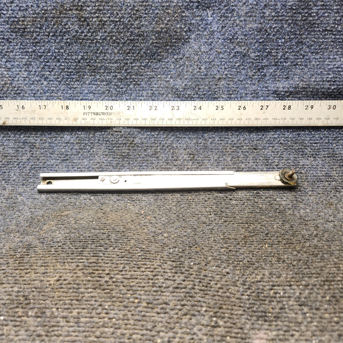Used aircraft parts for sale, 65727-000 Piper PA-28 Cabin Door Holder Assembly