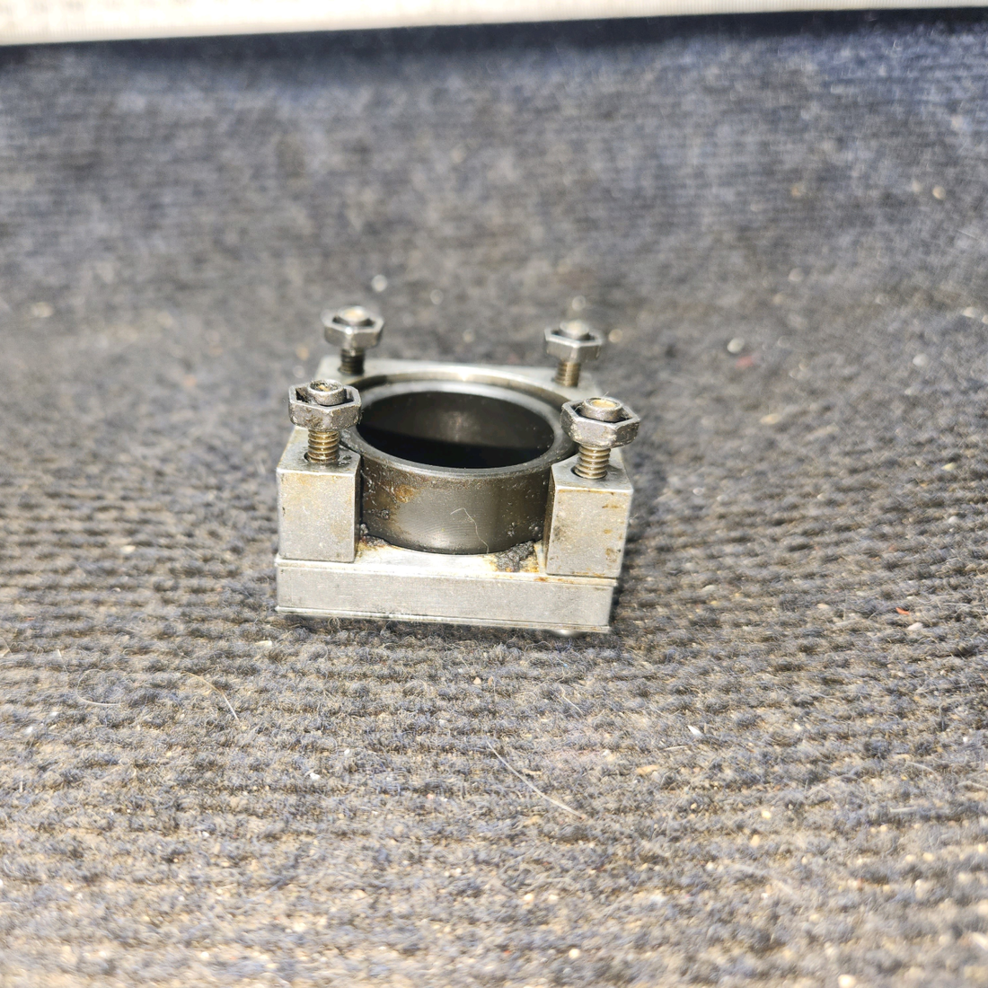 Used aircraft parts for sale, 68272-002, 66931-000 piper PA-28-181 Control Wheel Plate Assembly