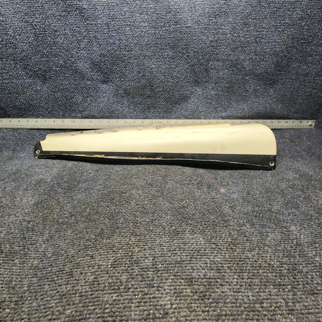 Used aircraft parts for sale, 0530010-6 CESSNA 172K STABILIZER FAIRING RH