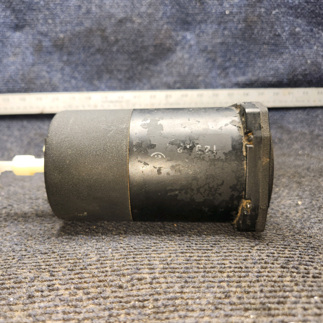 Used aircraft parts for sale, 1648-6U-A6-1 Bendix Beechcraft 35-33 Vertical Speed Indicator