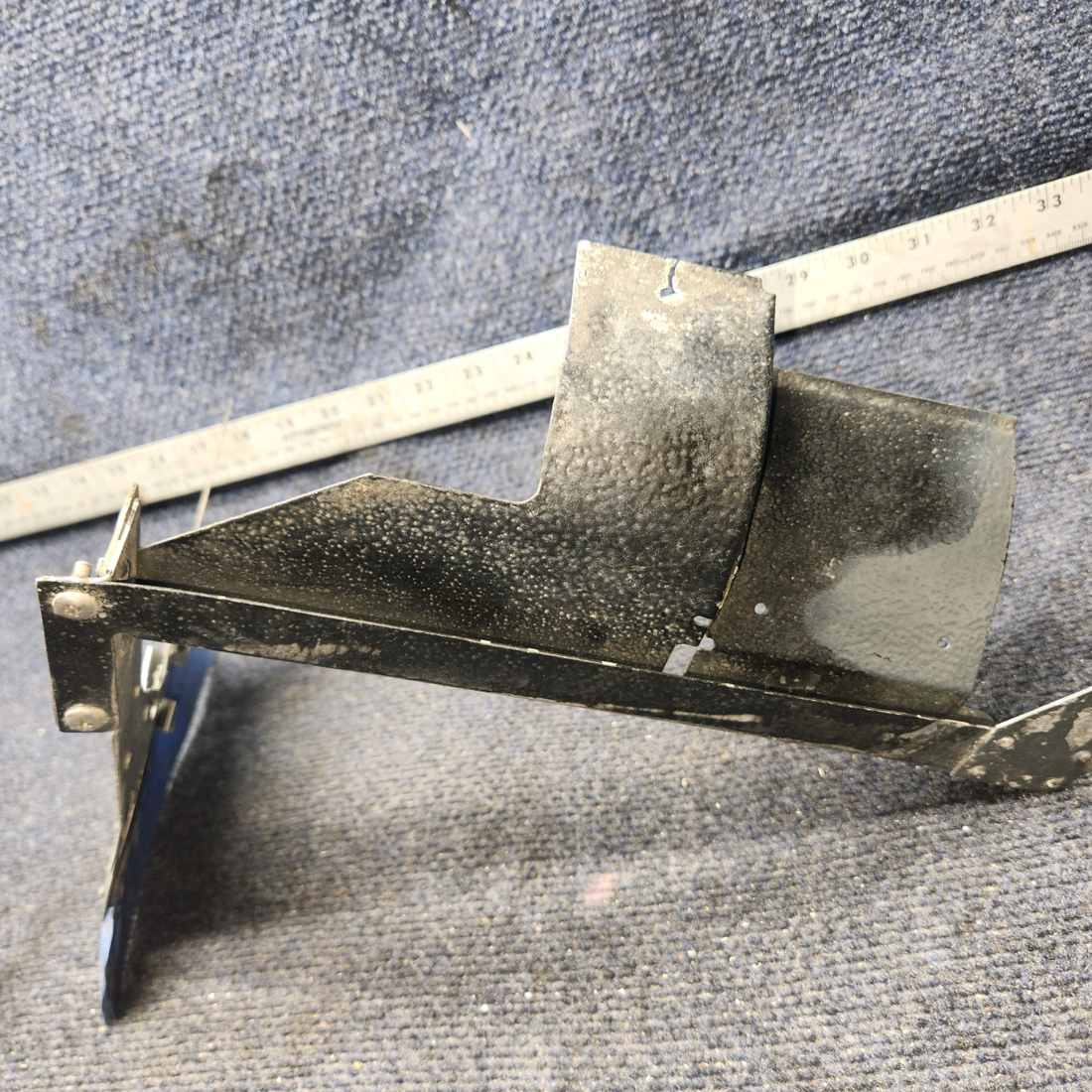Used aircraft parts for sale, 2455044-1 Cessna 172RG FRONT LEFT BAFFLE ASSY