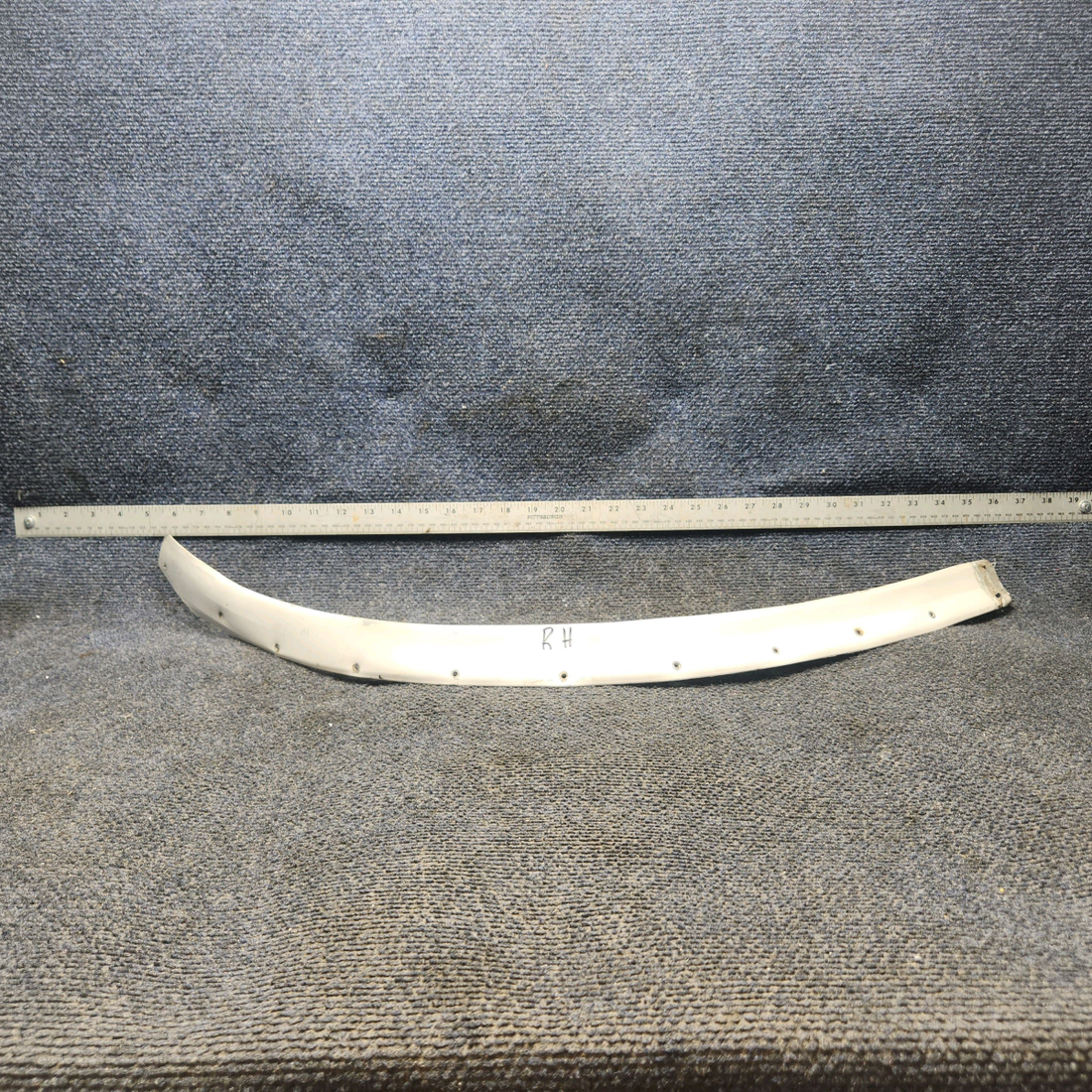 Used aircraft parts for sale, 69220-005 Piper PA32RT-300 Outside Windshield Collar - RH