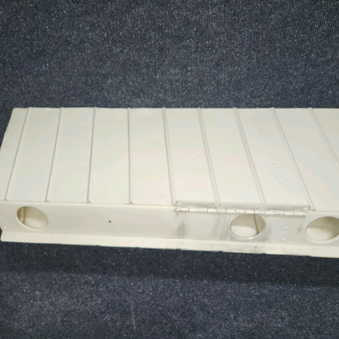 Used aircraft parts for sale, 0523800 cessna 150G Aileron Assembly – LH
