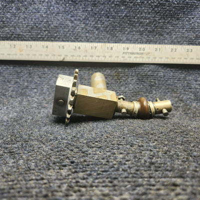 Used aircraft parts for sale, 169-524018-39 Beechcraft A23A Musketeer Custom III CONTROL COLUMN FITTING WITH BUSHING, BEARINGS, SPROCKET