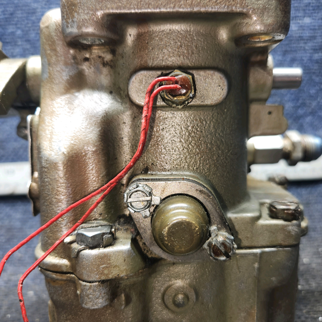 Used aircraft parts for sale, 10-4893-1 Marvel Schebler Cessna 182G Carburetor