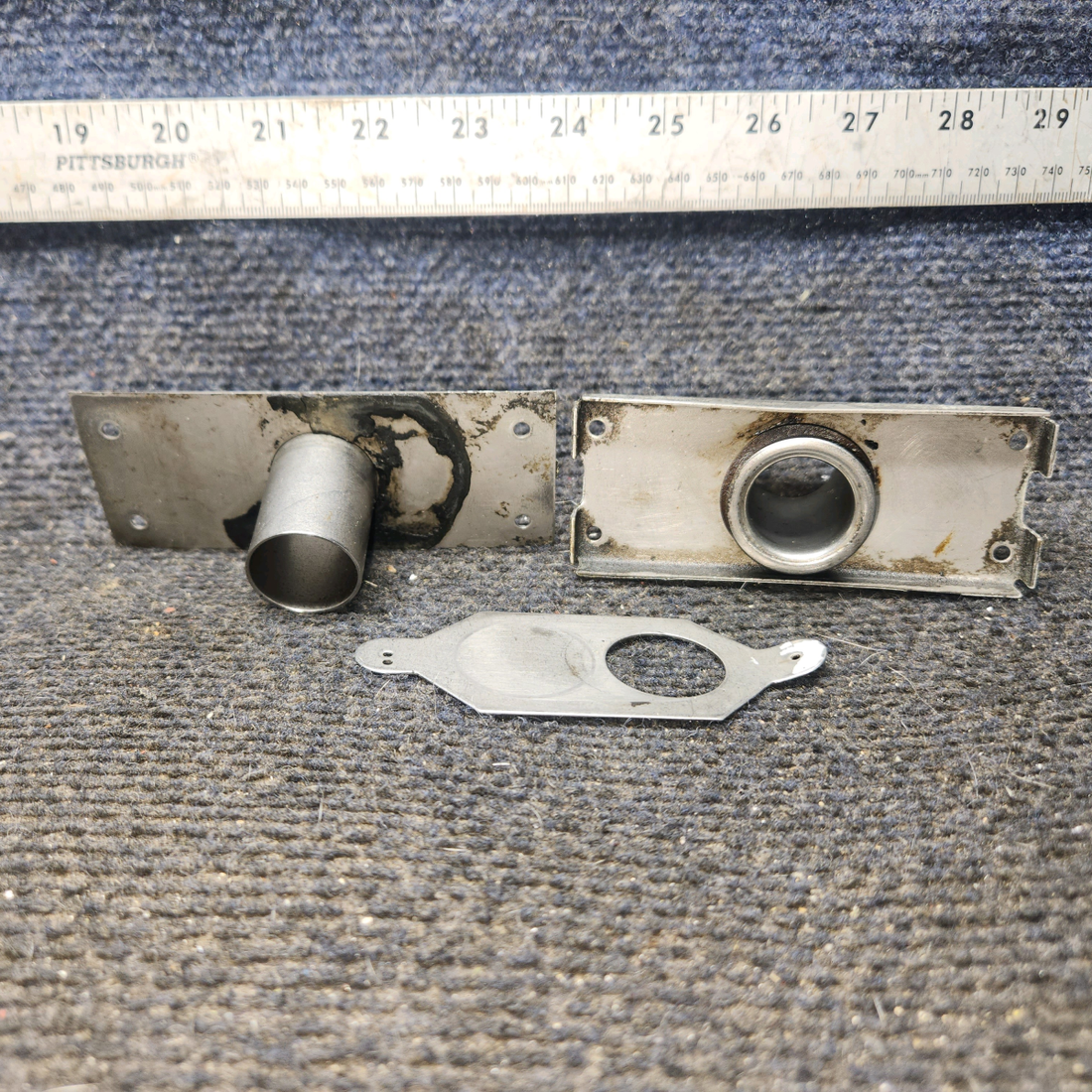 Used aircraft parts for sale, 69273-000, 67705-000, 69279-0, 69274-000 piper PA-28-181 Defroster Valve Assembly