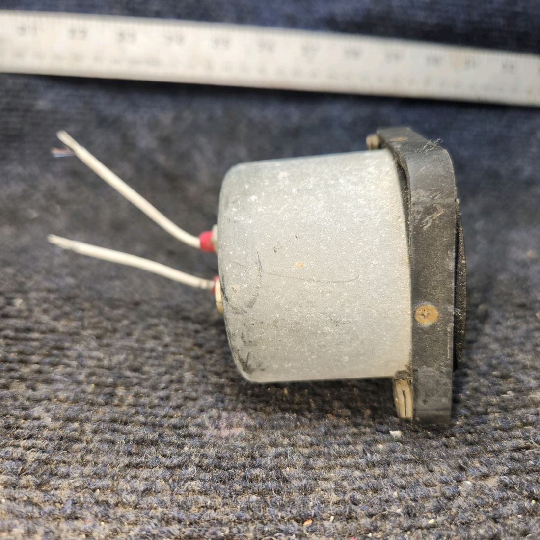 Used aircraft parts for sale, S1317N1 Cessna 172F Electric Clock Indicator (Core- Inop)