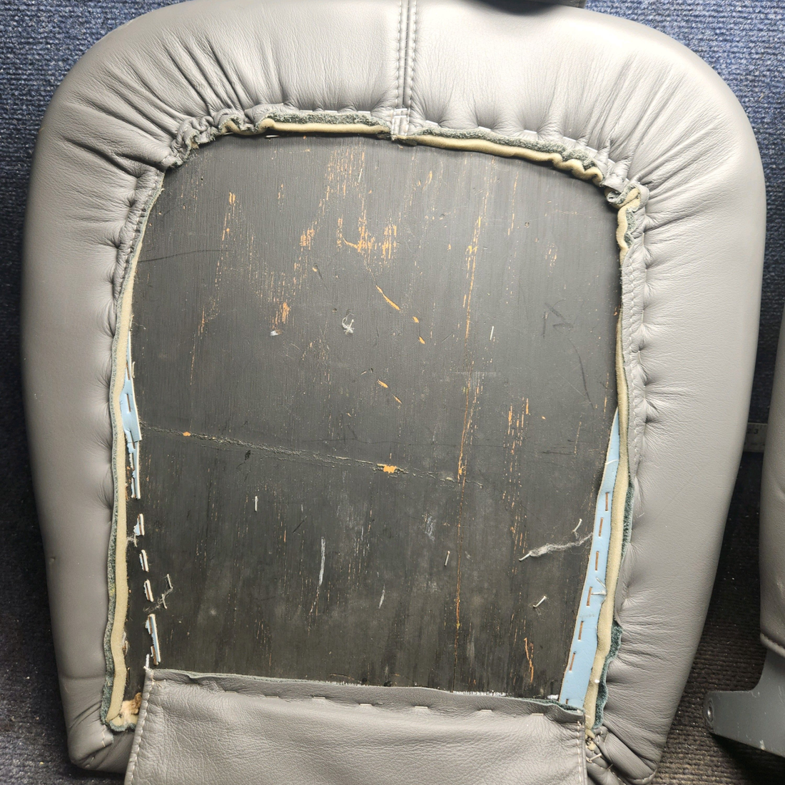Used aircraft parts for sale, 99359-000, 99358-000 Piper PA-28-140 Rear Seat Assembly
