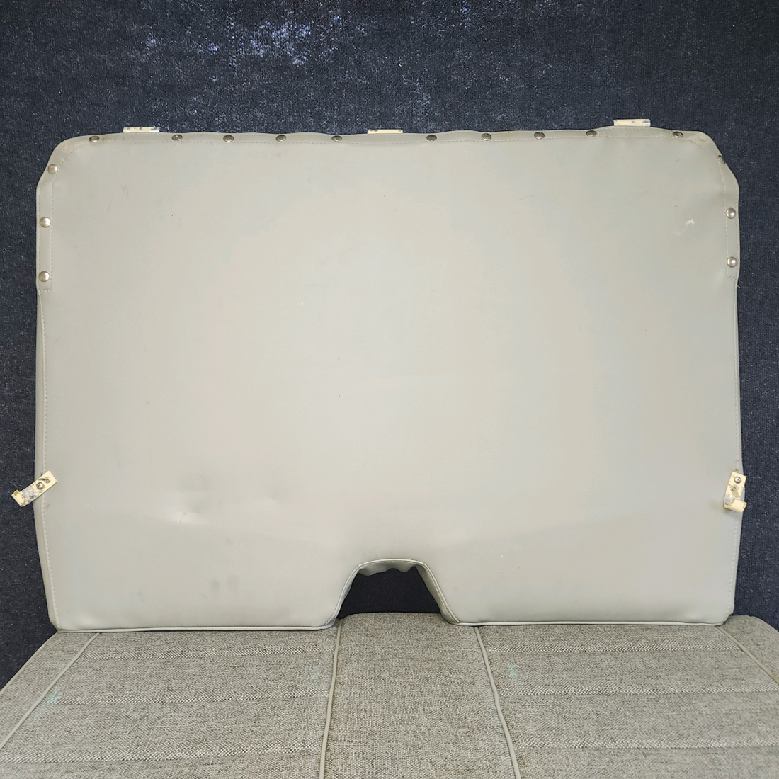 Used aircraft parts for sale, 169-534024-601 , 169-534024-602 , 169-534025-601 Beechcraft A23A Musketeer Custom III PILOT/CO-PILOT/REAR SEAT AND LATERAL IN GOOD CONDITION