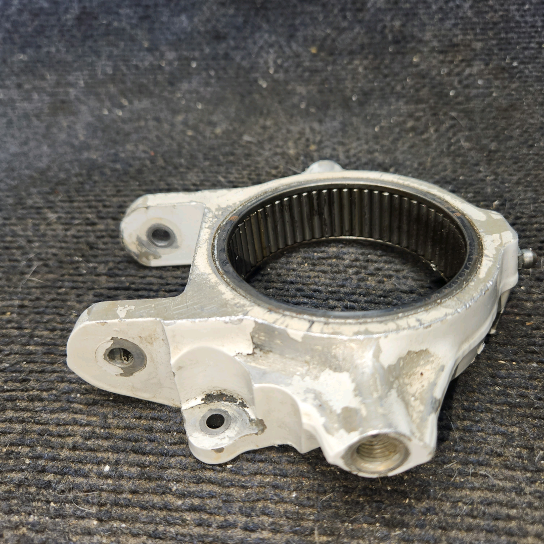 Used aircraft parts for sale, 0743011-8 cessna 172N Arm Assembly - Nose Gear Steering