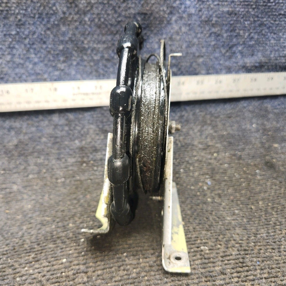 Used aircraft parts for sale, 68414-003, 65633-000 piper PA-28-181 Stabilator Trim Wheel Assembly w/ Bracket