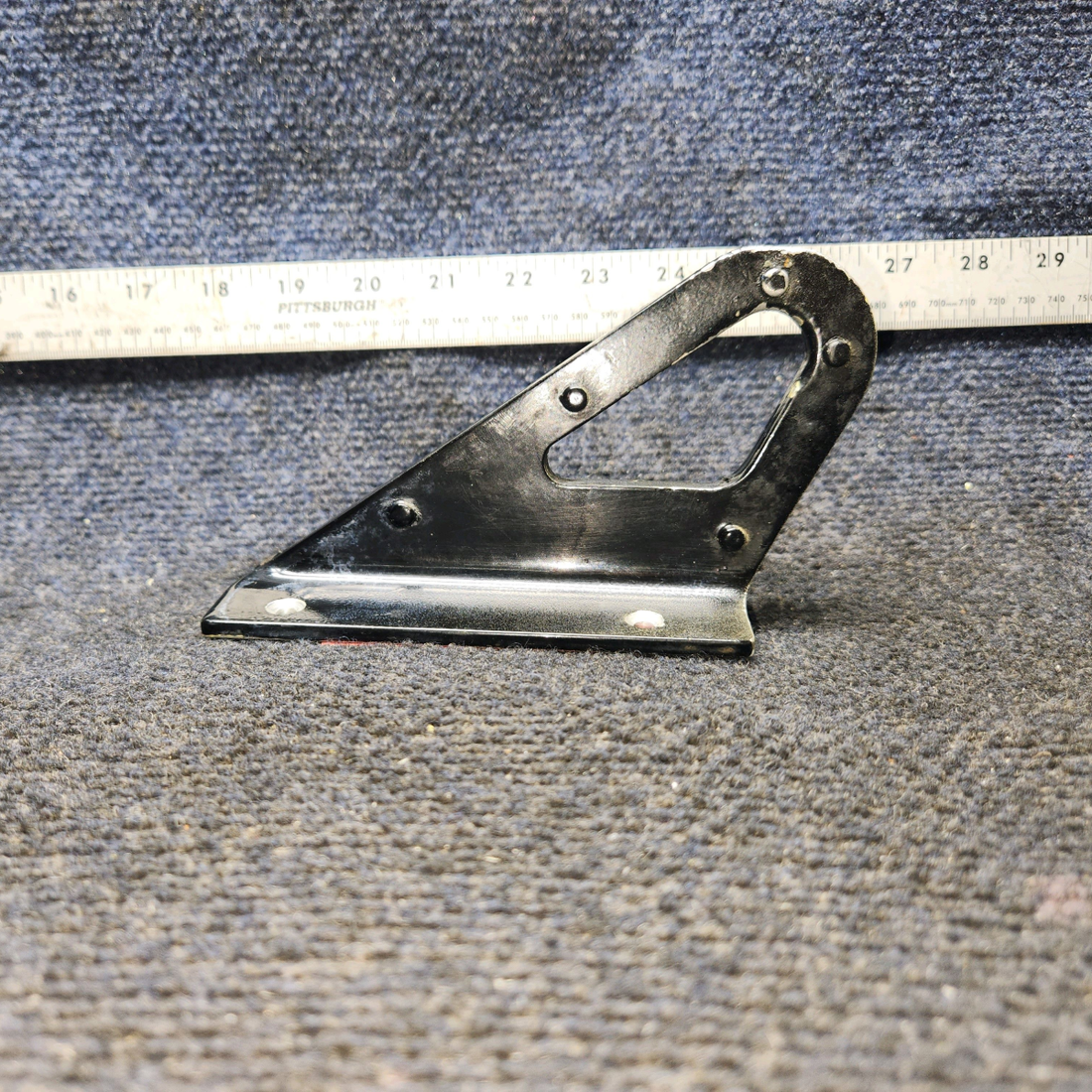 Used aircraft parts for sale, 66769-000 Piper PA28-161 Tail Skid Assembly