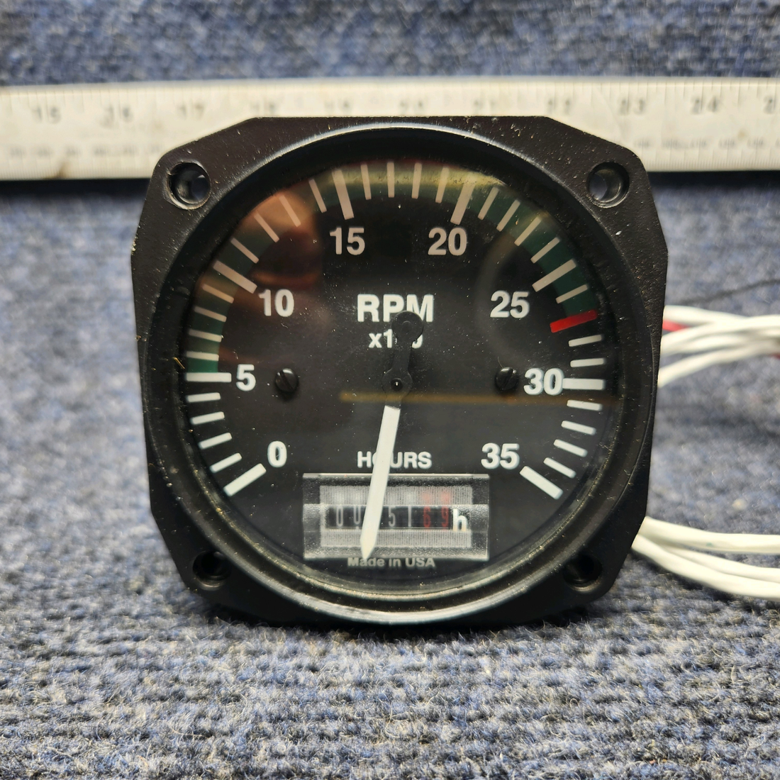 Used aircraft parts for sale, T19-801-112 CESSNA 172K UMA INSTRUMENTS 0-3500 RPM TACHOMETER (3-1/8 INCH),W/ CONNECTOR.