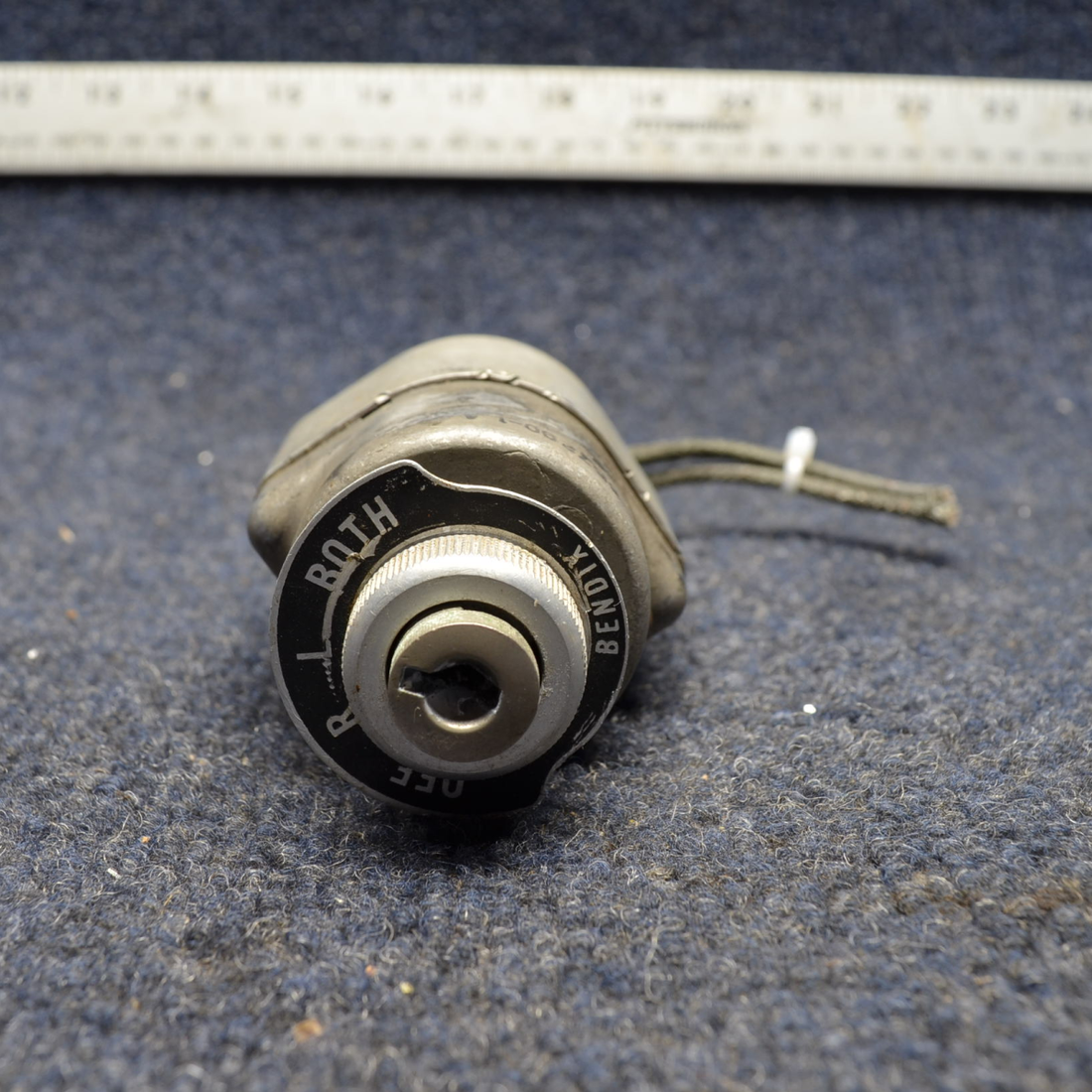 Used aircraft parts for sale, 10-357290-1 Cessna C175 BENDIX IGNITION SWITCH