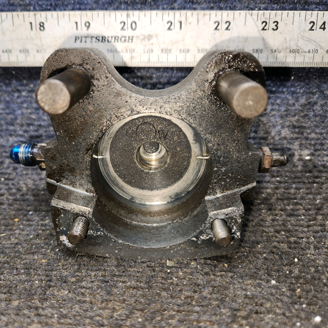 Used aircraft parts for sale, C163030-0107 Cleveland 30-63 cessna 150G Brake Caliper Assy