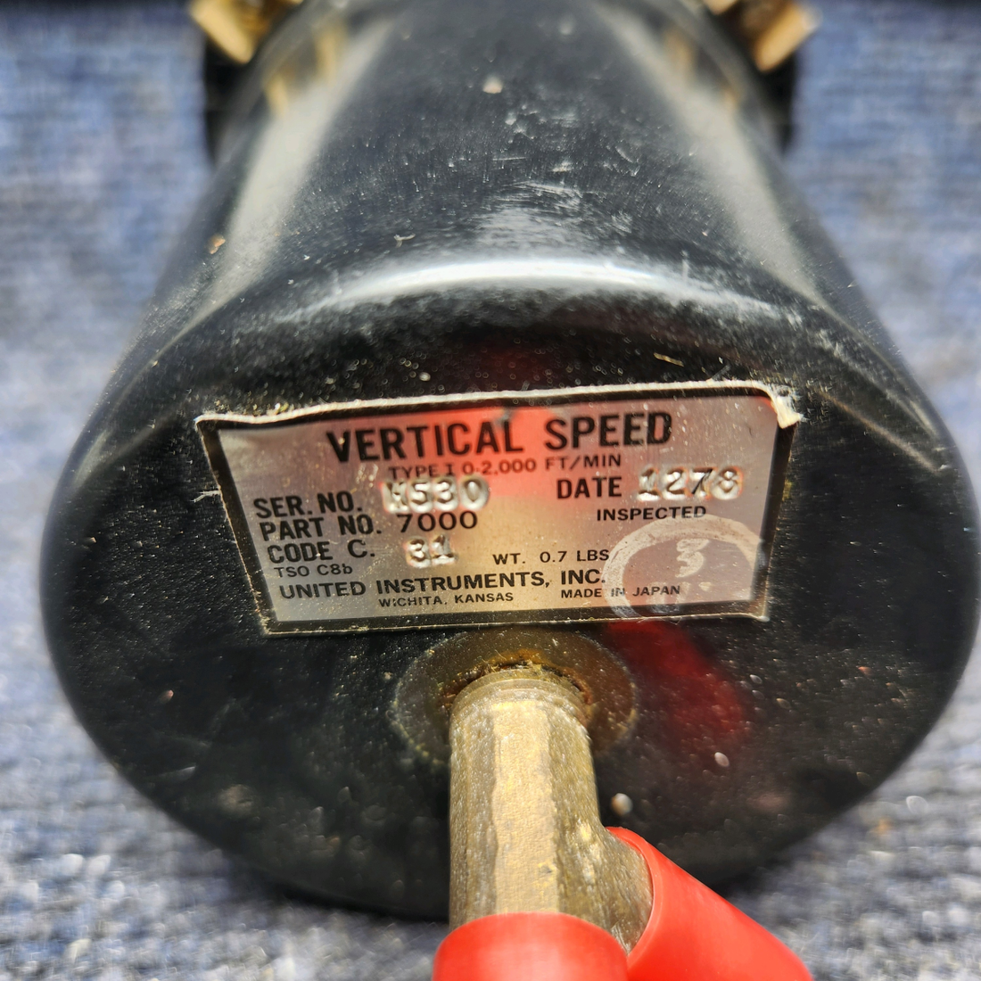 Used aircraft parts for sale, 7000 United Instruments 7000 UNITED INSTRUMENTS VERTICAL SPEED INDICATOR